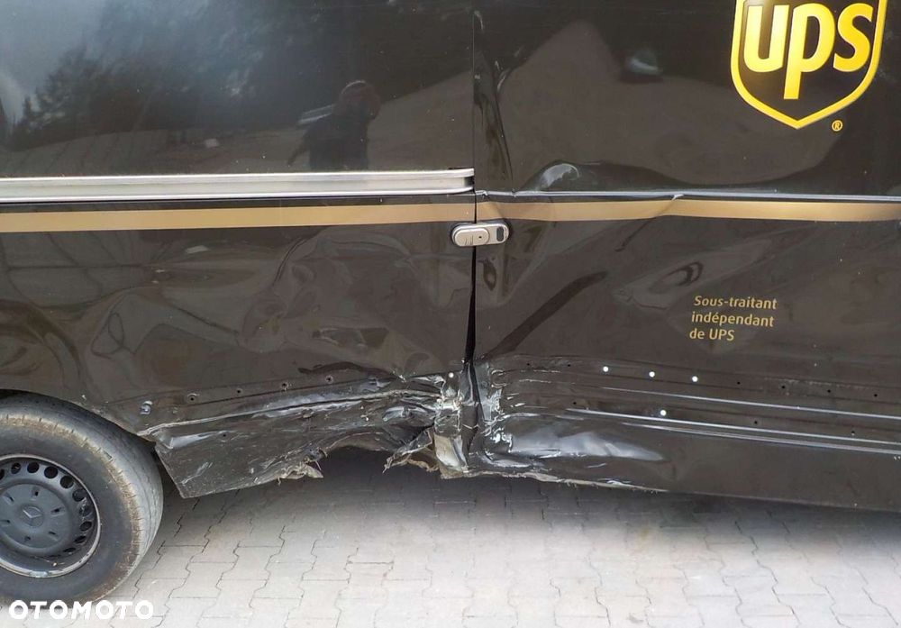 Mercedes-Benz Sprinter - 18
