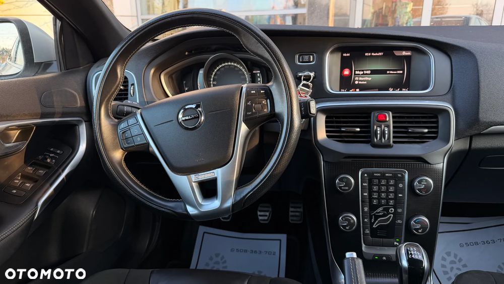 Volvo V40 - 8