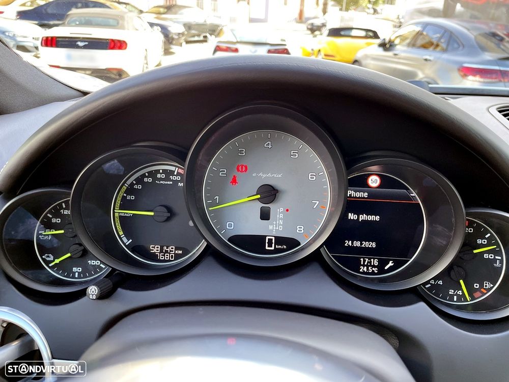 Porsche Cayenne S E-Hybrid - 17