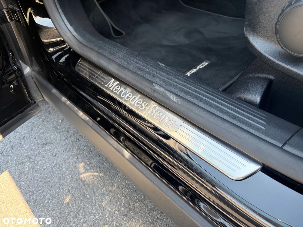 Mercedes-Benz GLA 200 7G-DCT AMG Line - 16