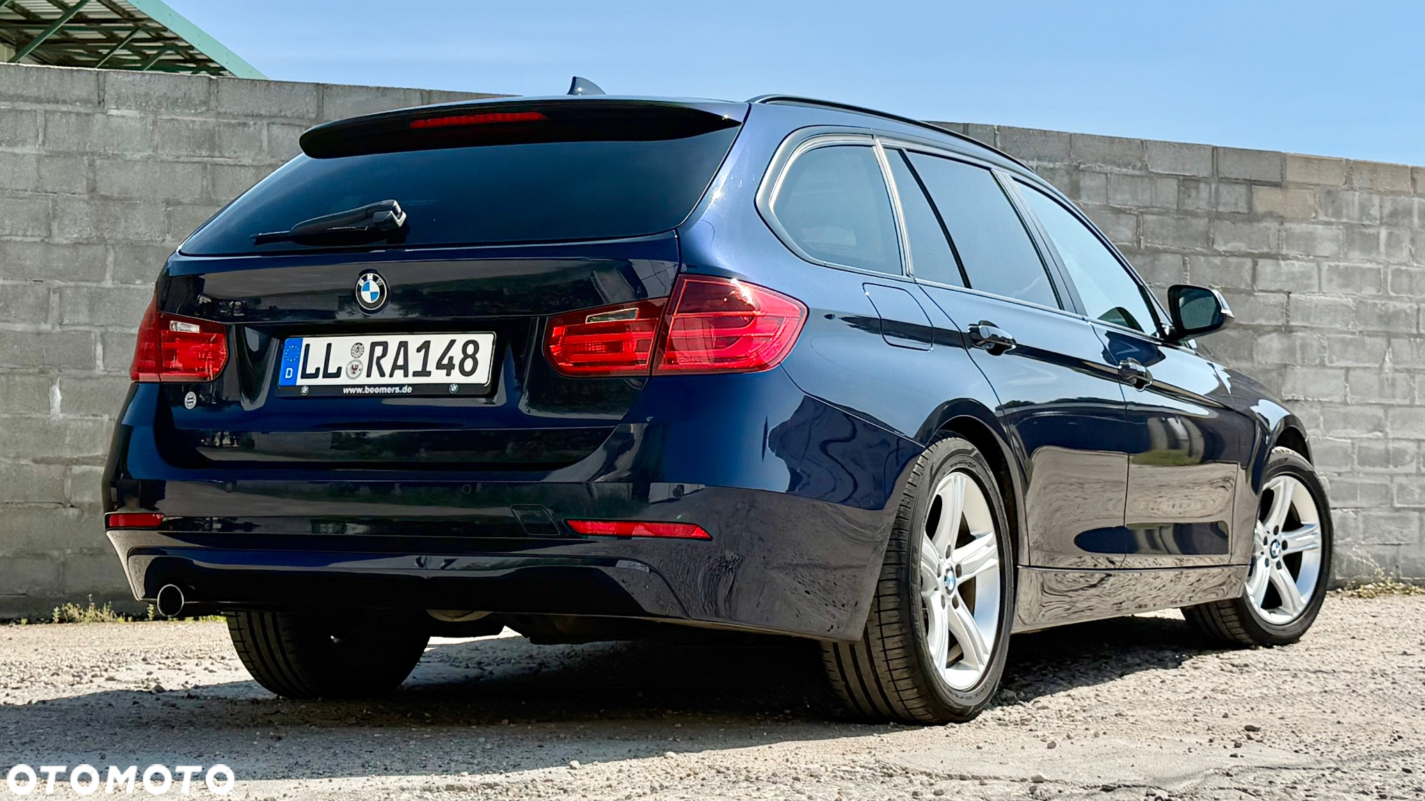 BMW Seria 3 318d DPF Touring Edition Exclusive - 15