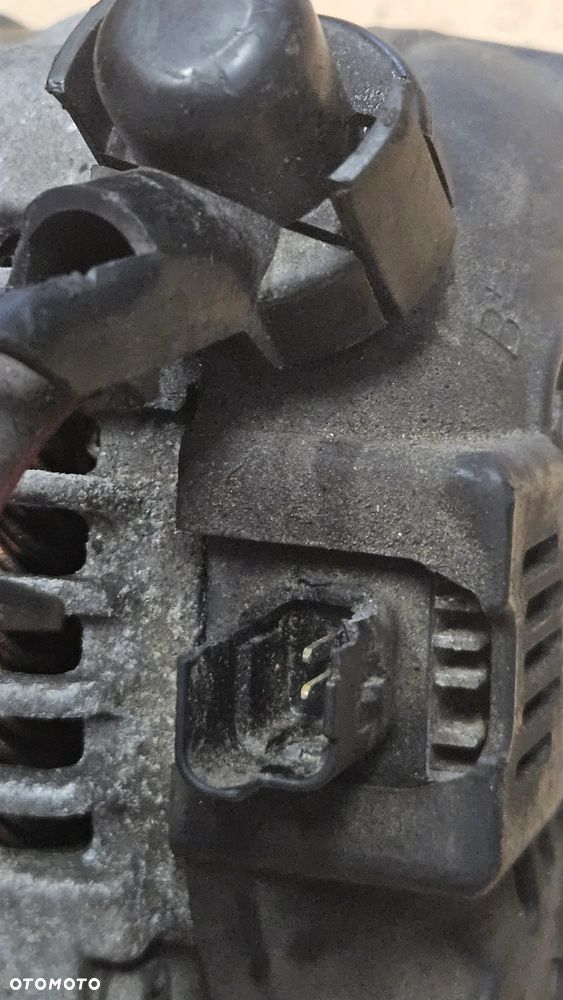 Jeep Cherokee 2.8 CRD alternator 56044-672AB - 7