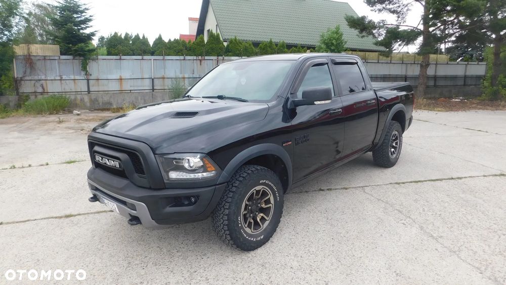 Dodge RAM 5.7 4x4 - 3