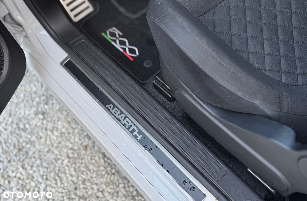 Abarth 595 1.4 T-Jet 16v - 16