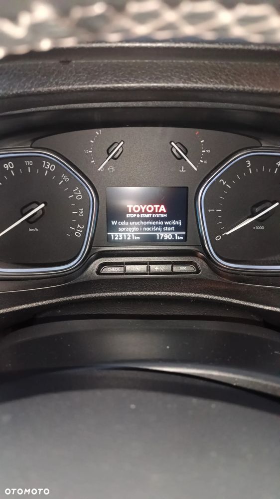 Toyota ProAce Kombi D-4D Medium 2,7t - 8