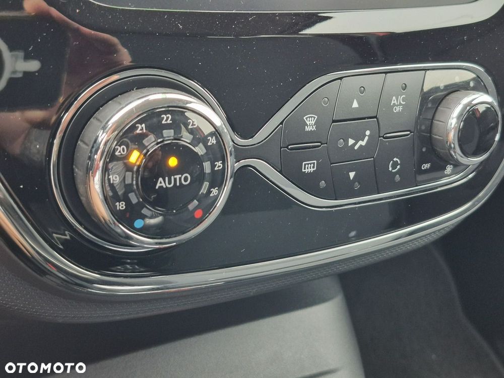 Renault Captur - 31