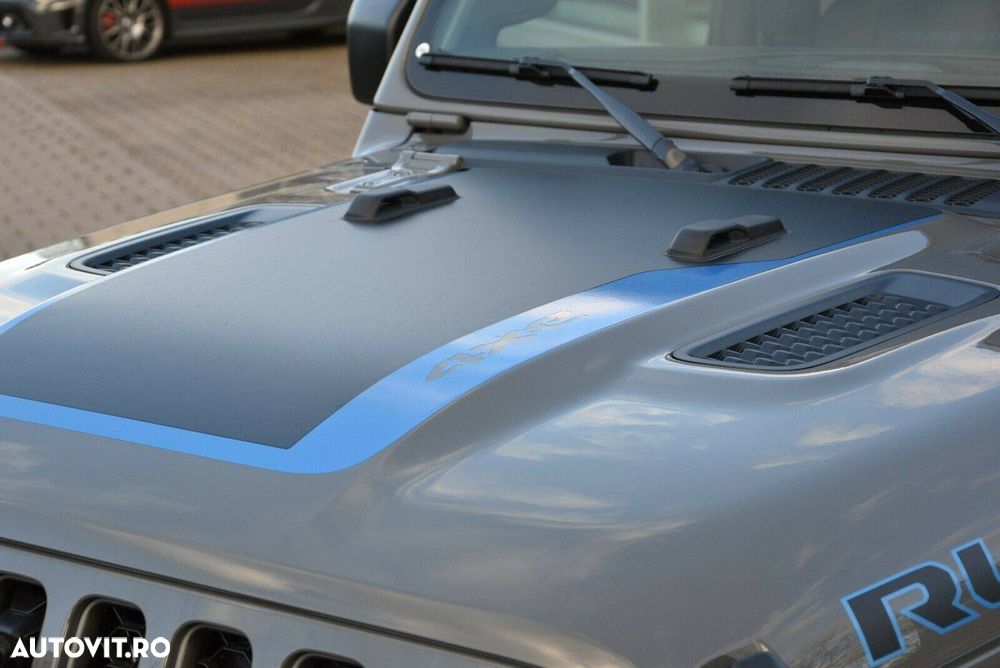 Jeep Wrangler - 24