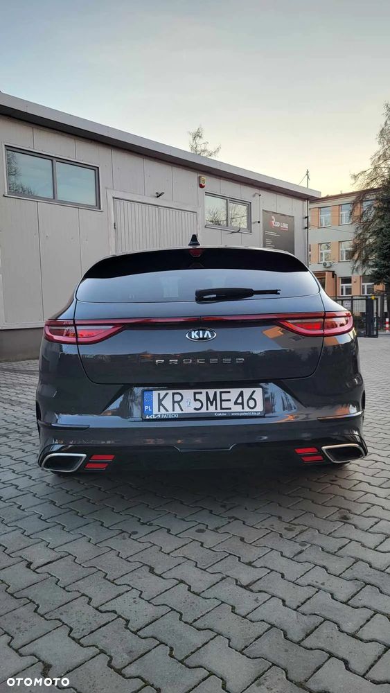 Kia ProCeed - 2