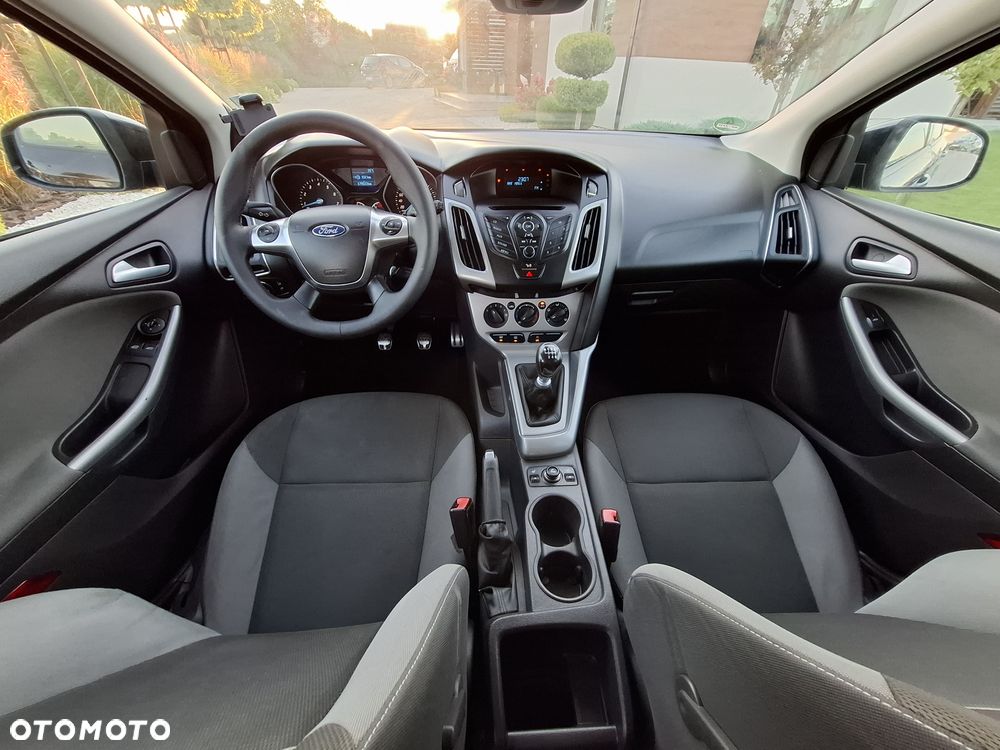 Ford Focus 1.0 EcoBoost Start-Stopp-System Trend - 32