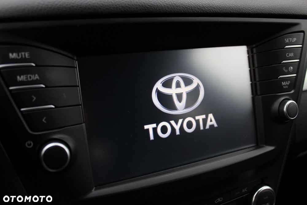 Toyota Avensis 2.0 D-4D Prestige - 11