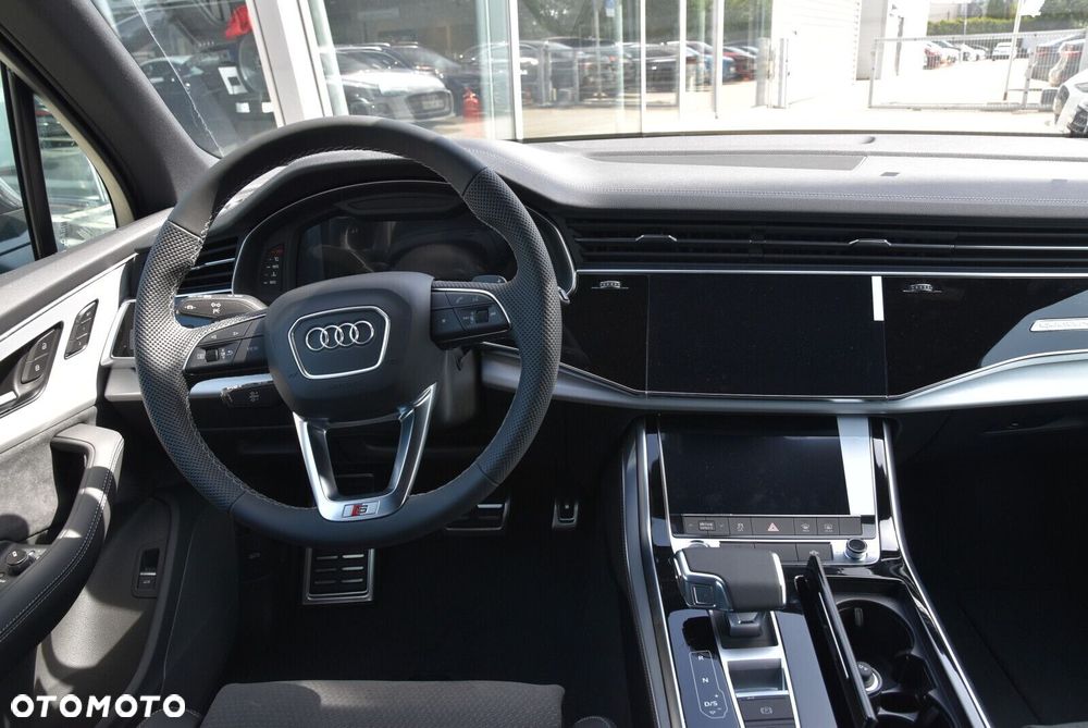 Audi Q7 - 9