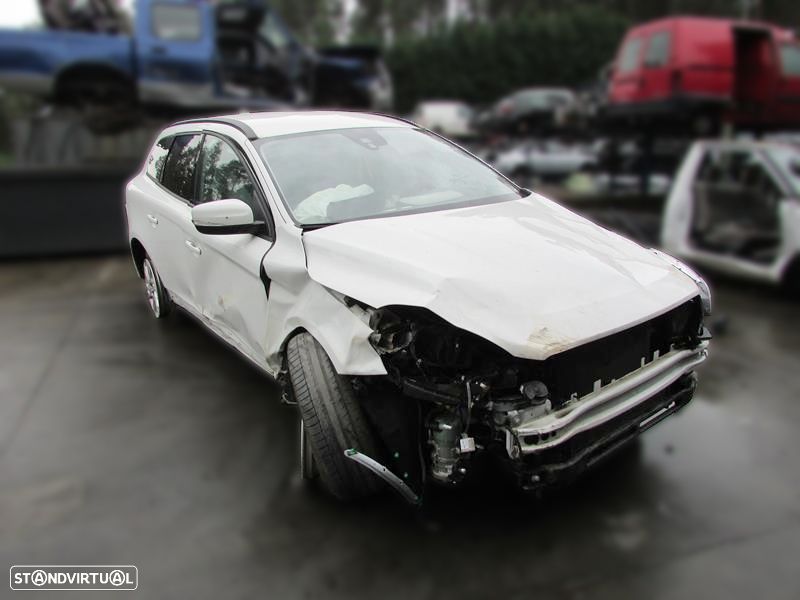 Volvo XC60 2.4 D (163CV) de 2014 - Peças Usadas (5422) - 1