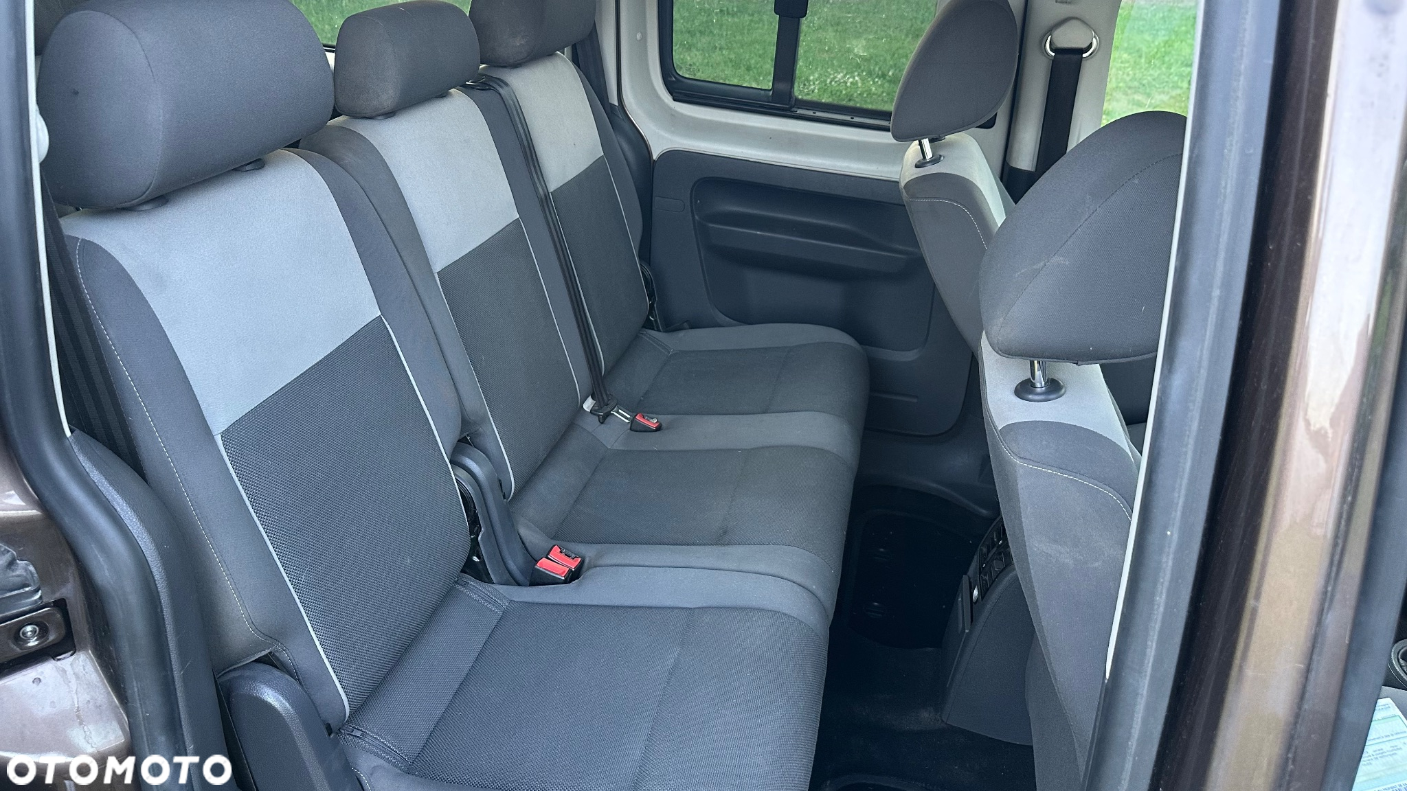 Volkswagen Caddy Maxi 1.6 TDI Comfortline - 12