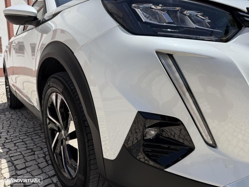 Peugeot 2008 1.2 PureTech Allure Pack - 9