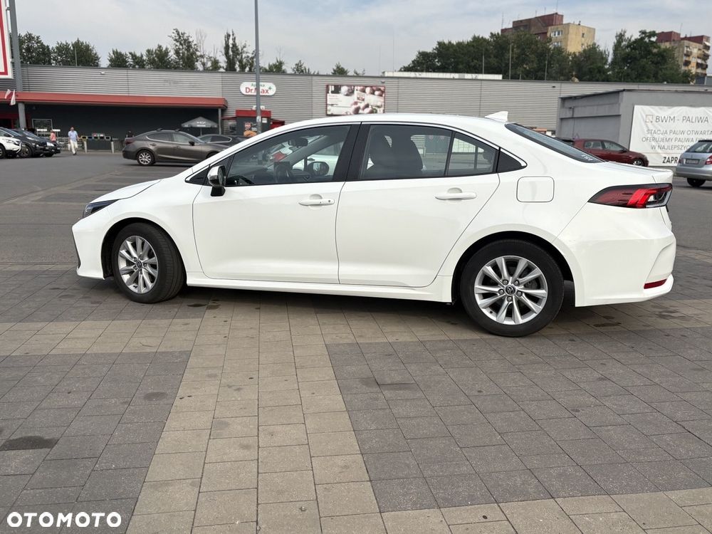 Toyota Corolla - 4