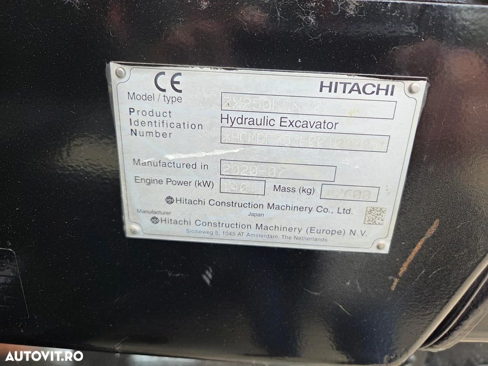 Hitachi ZX250-7, 27,6t, 2020, 6.815h, latime 2,99m, cupa NOUA 1,55mc, lant si papuci NOI, inst picon si inst rotire pe brate, camera spate, camere laterale, gresare automata, ad sapare 7m, ridica 15t, consum 13,1l/h, revizii facute, leasing 4ani-99.000 Eur+t - 13