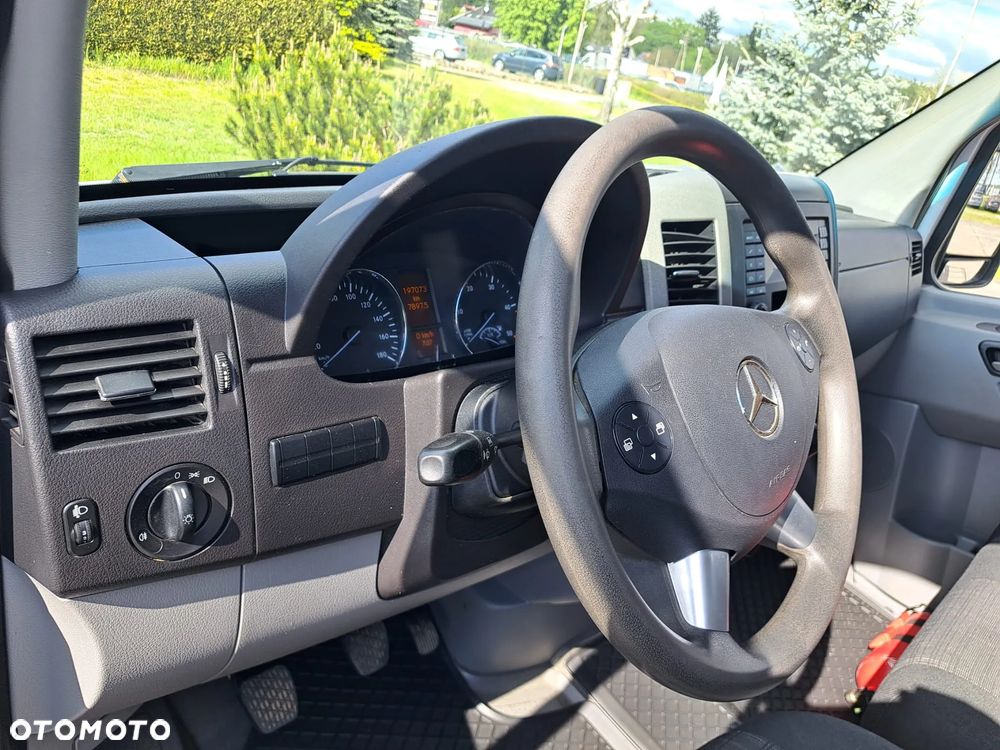 Mercedes-Benz Sprinter - 18
