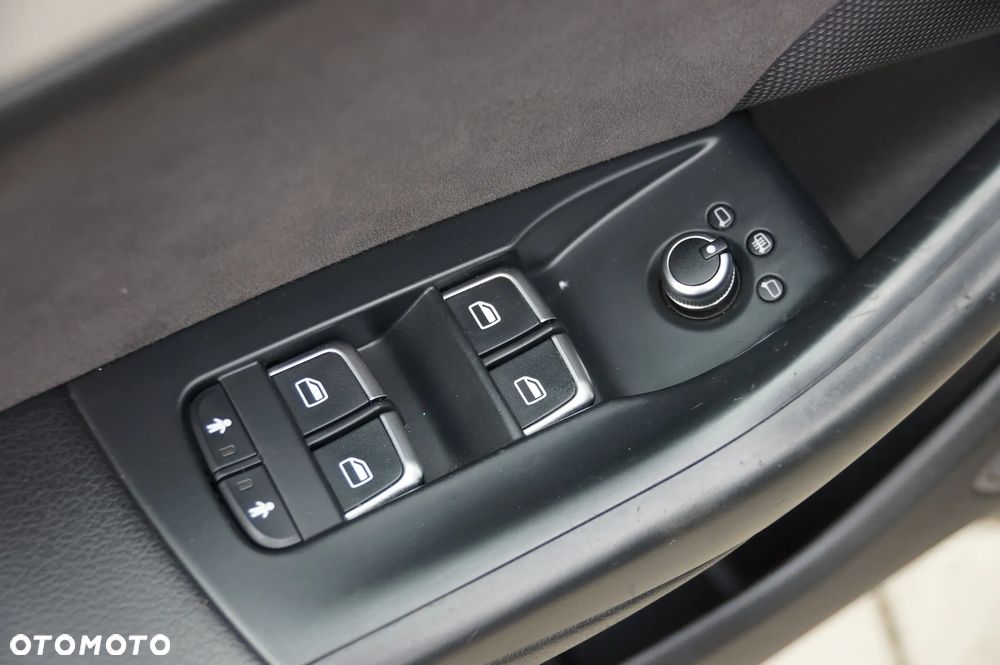Audi Q3 2.0 TDI Quattro S tronic - 25