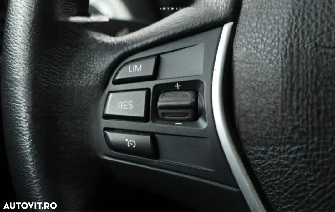 BMW Seria 1 116i Sport Line Shadow - 6