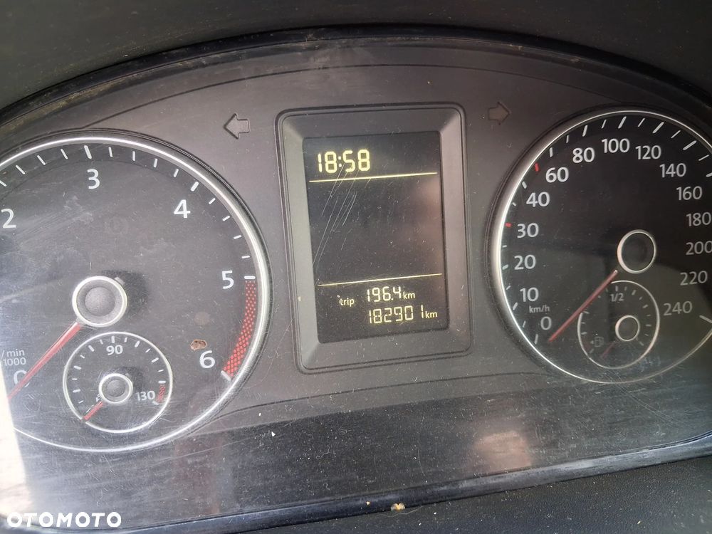 Volkswagen Caddy - 8
