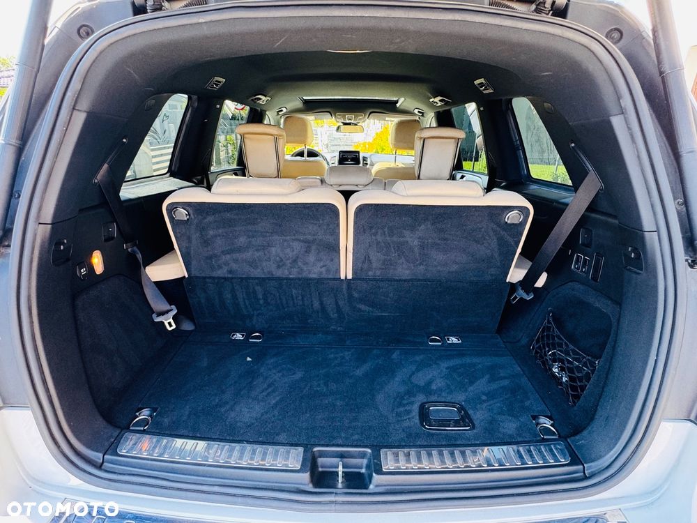 Mercedes-Benz GLS - 37