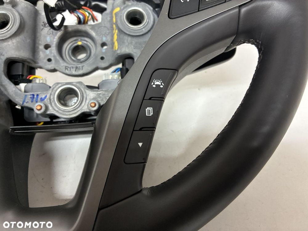 HYUNDAI I 40 LIFT  KIEROWNICA SKÓRA MULTIFUNKCJA TEMPOMAT ASYSTENPASA RUCHU ŁOPATKI - 5