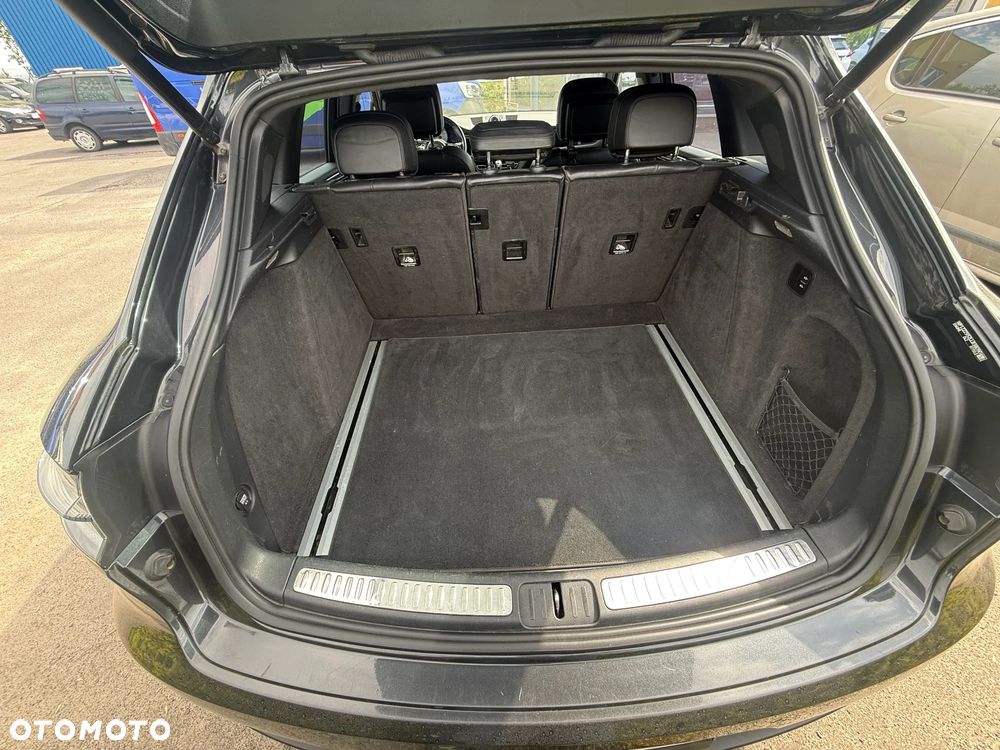 Porsche Macan - 11