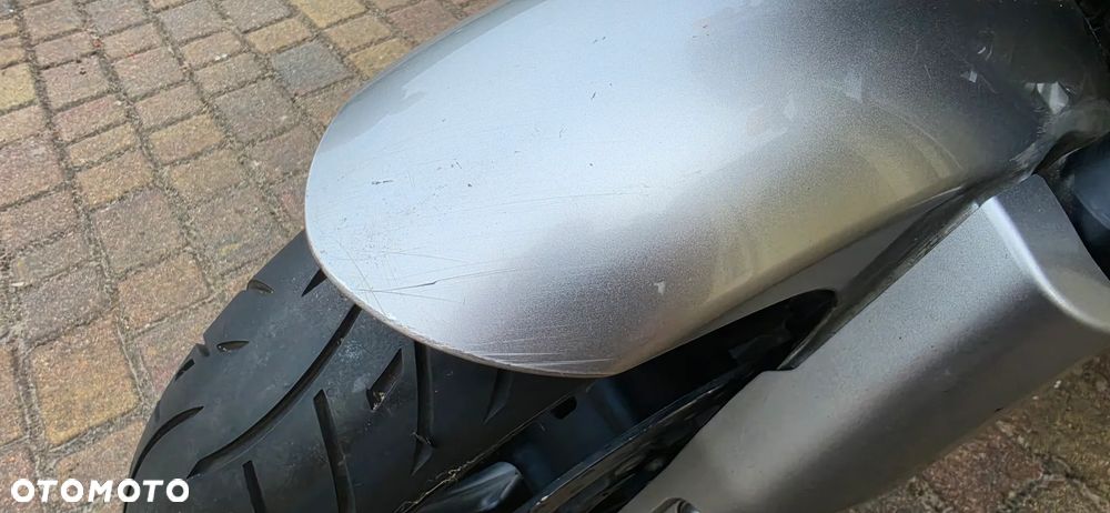 Yamaha MT - 12