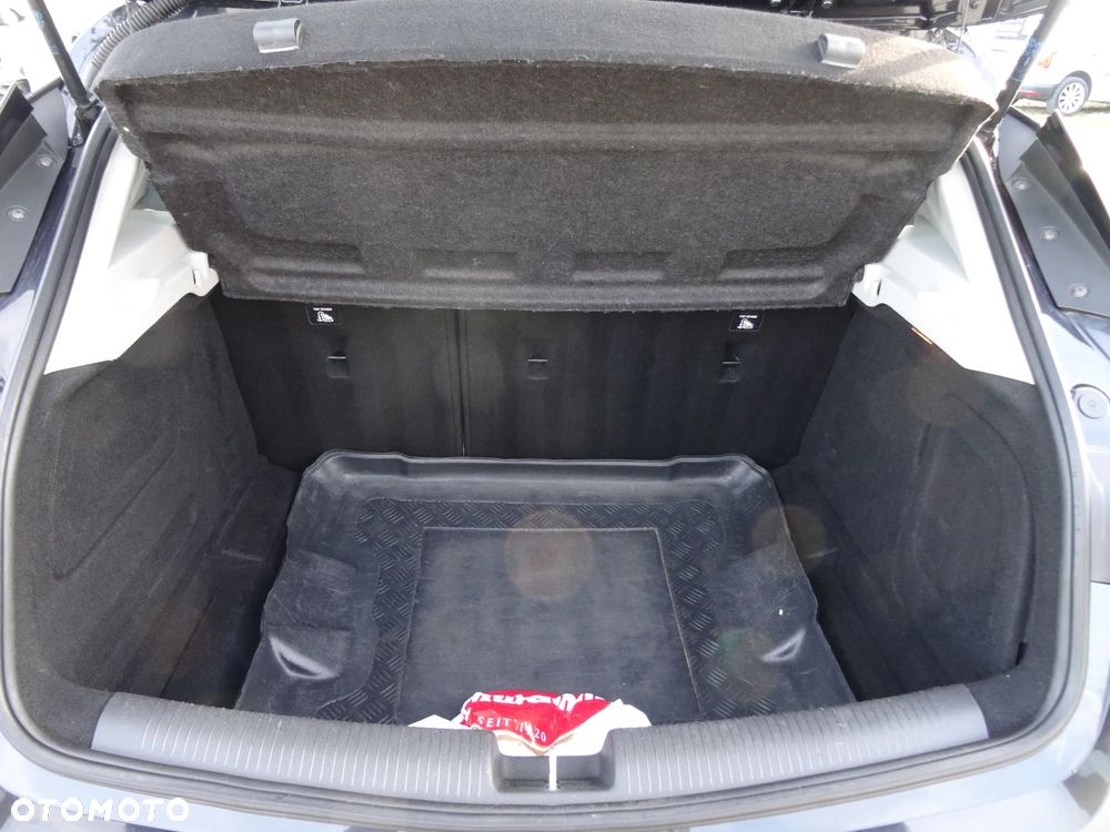 Opel Astra - 17