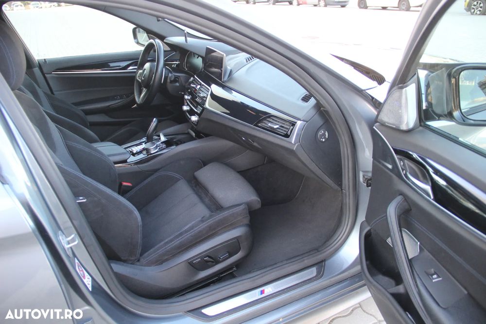 BMW Seria 5 530d xDrive AT - 10