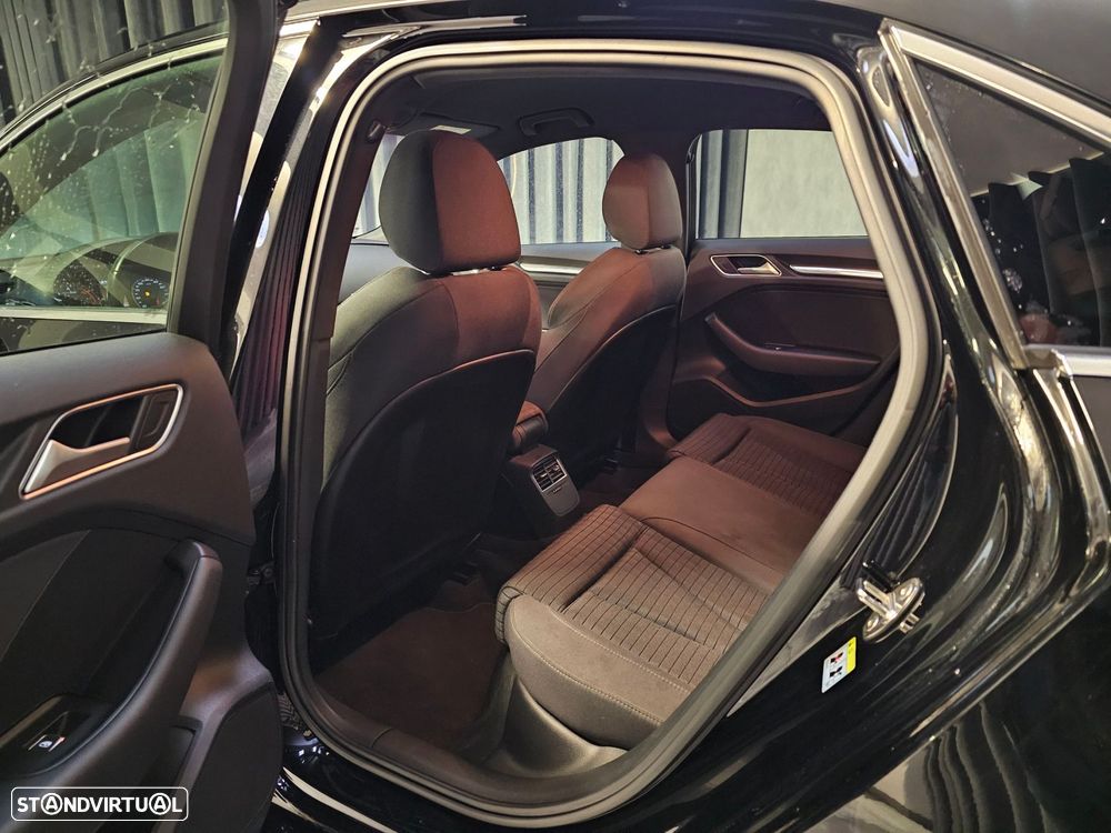 Audi A3 Limousine 2.0 TDI S line Sport Pack - 25