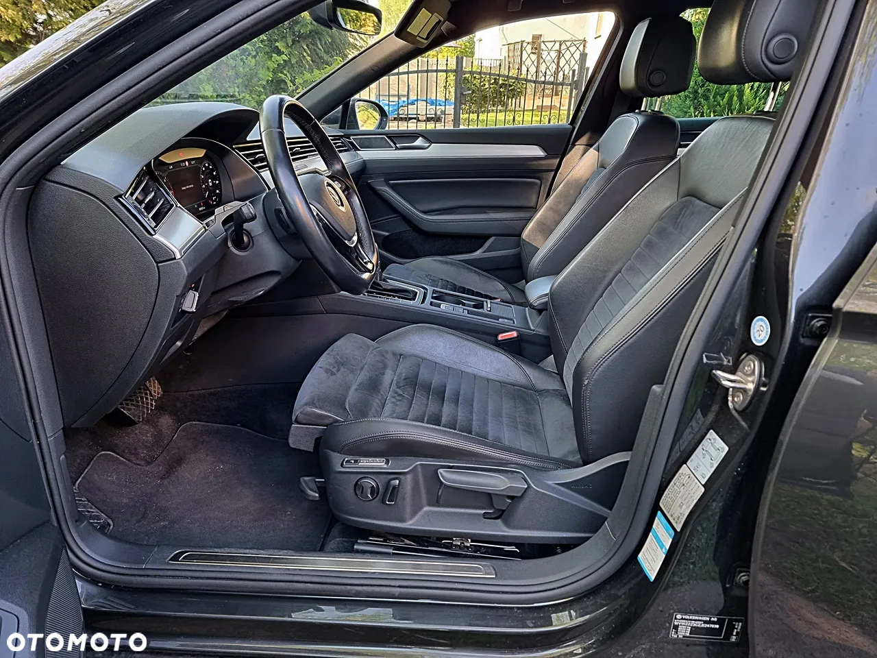 Volkswagen Passat - 15
