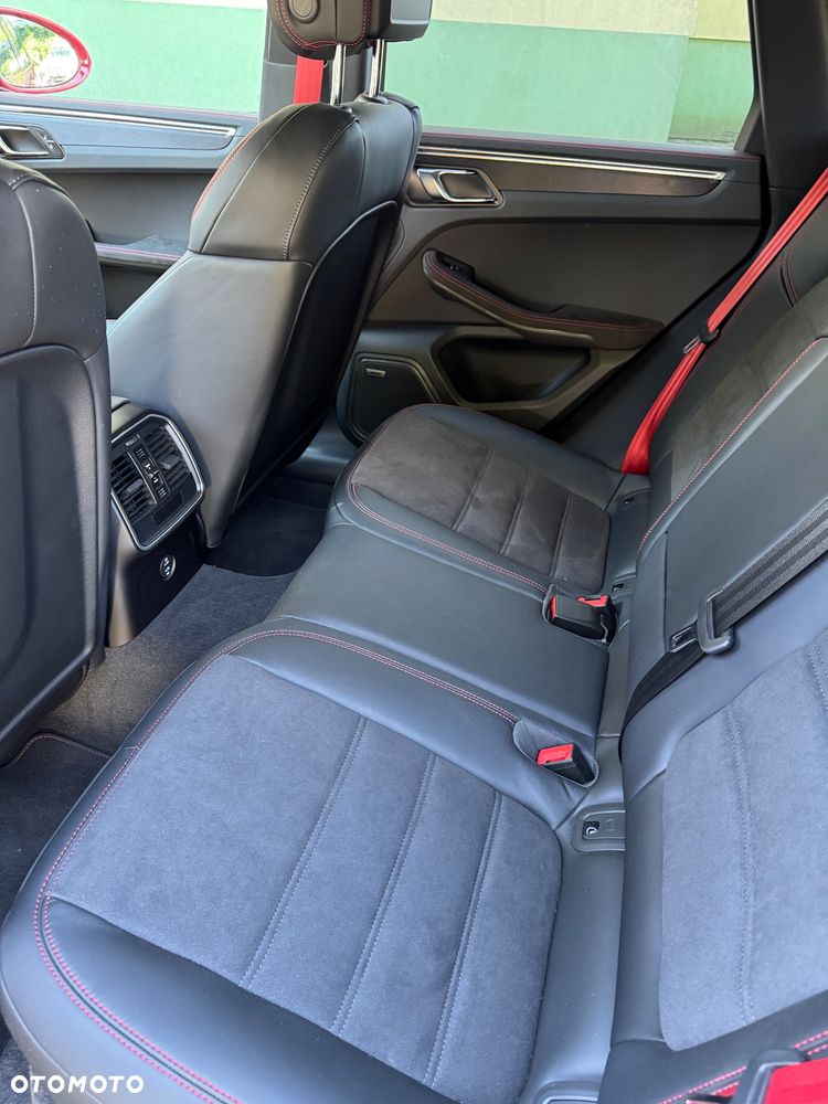 Porsche Macan GTS - 16