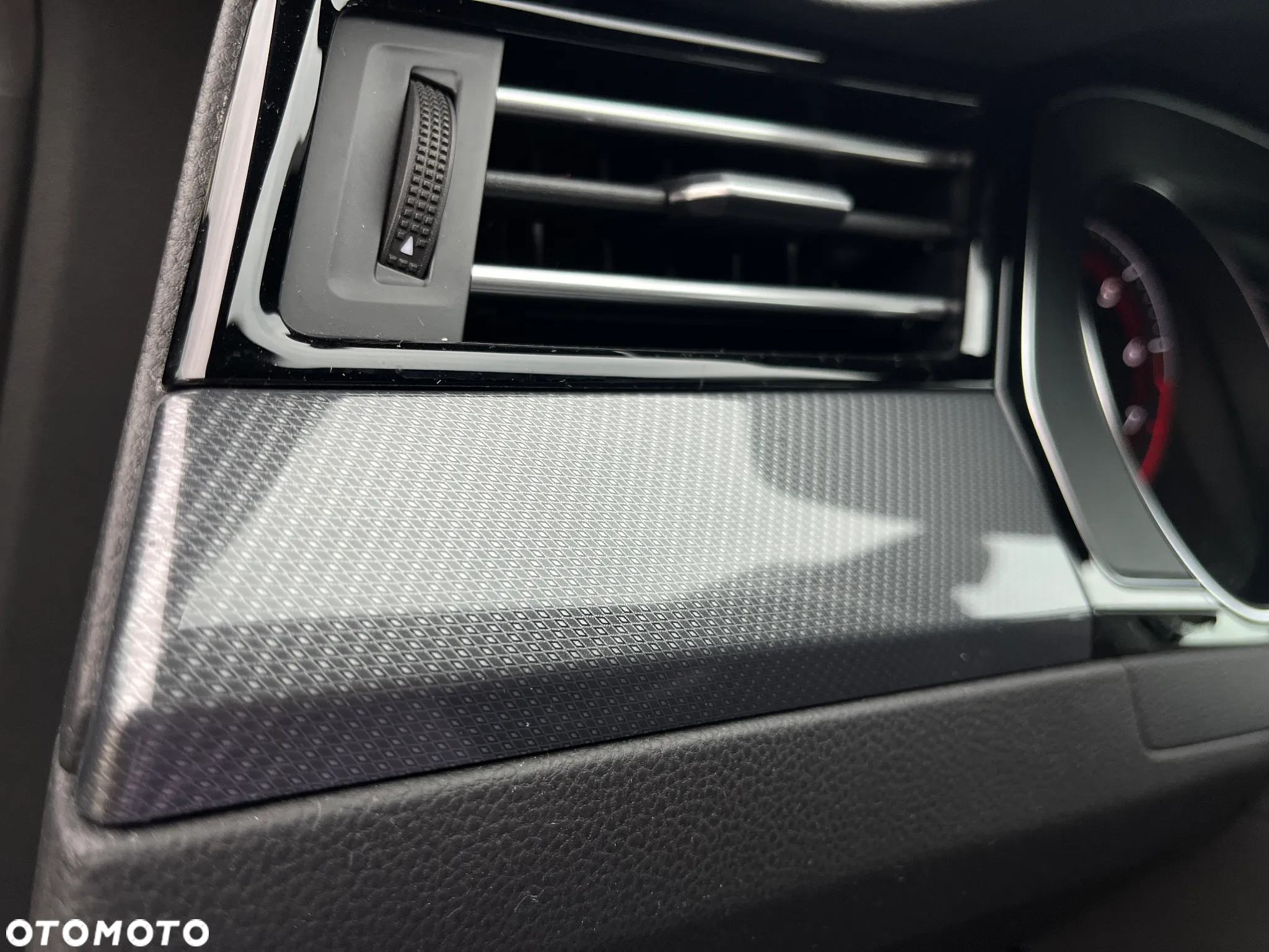 Volkswagen Arteon 2.0 TSI 4Motion R-Line DSG - 26