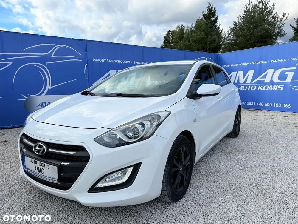 Hyundai i30 1.6 D Classic + - 2