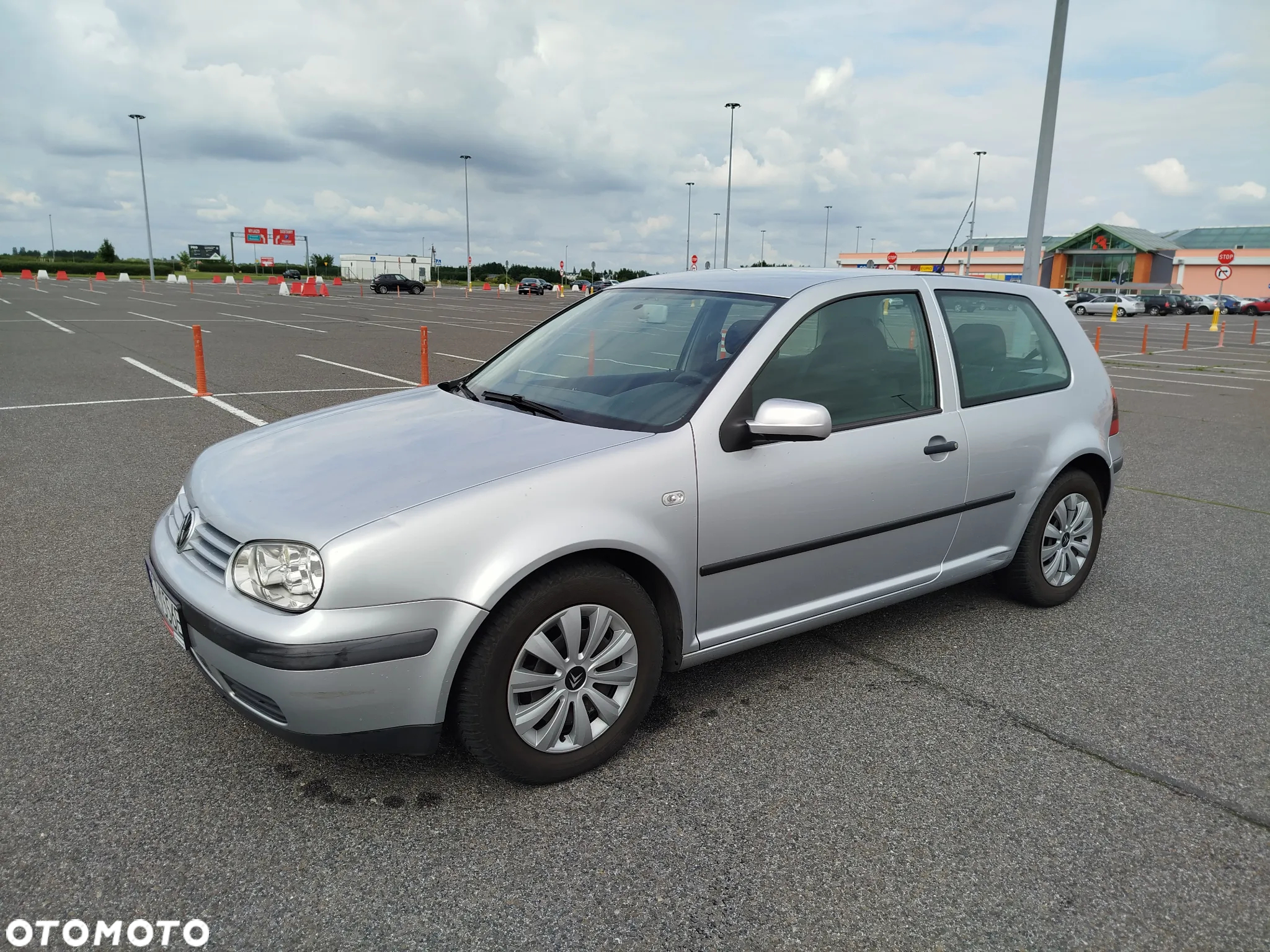 Volkswagen Golf 1.6 Automatik Sportline - 5