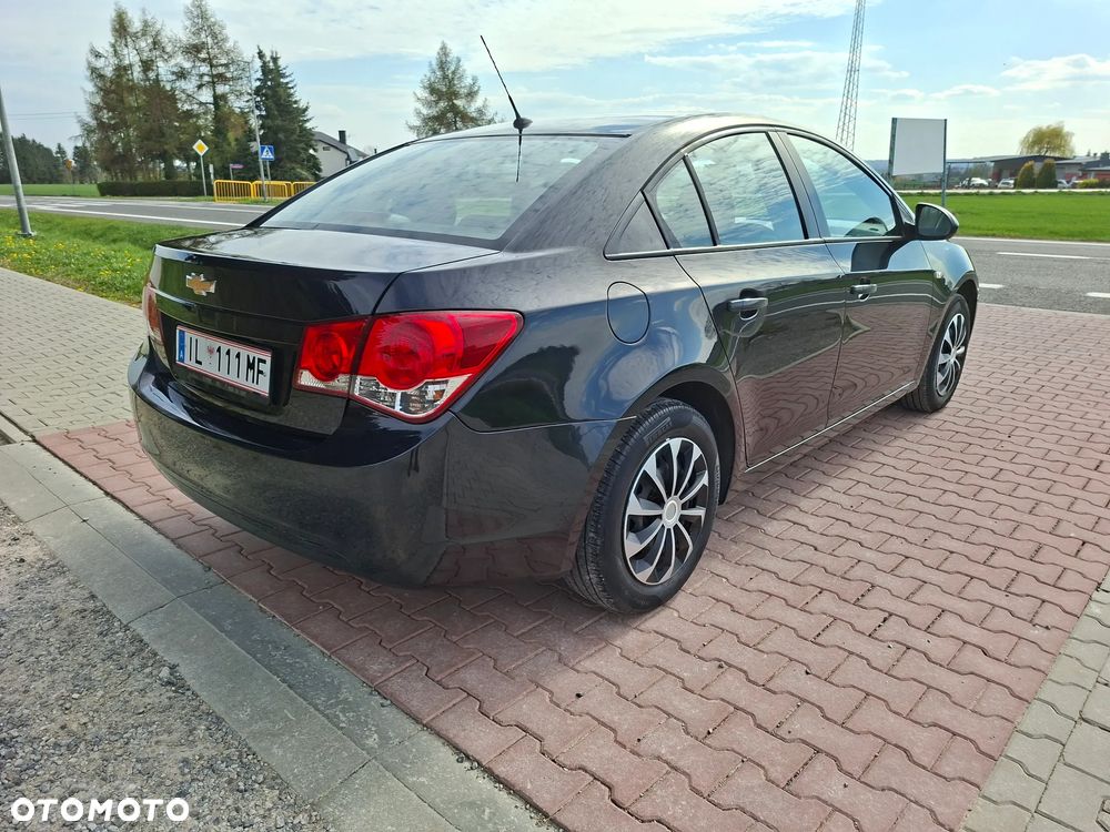 Chevrolet Cruze 1.6 - 3