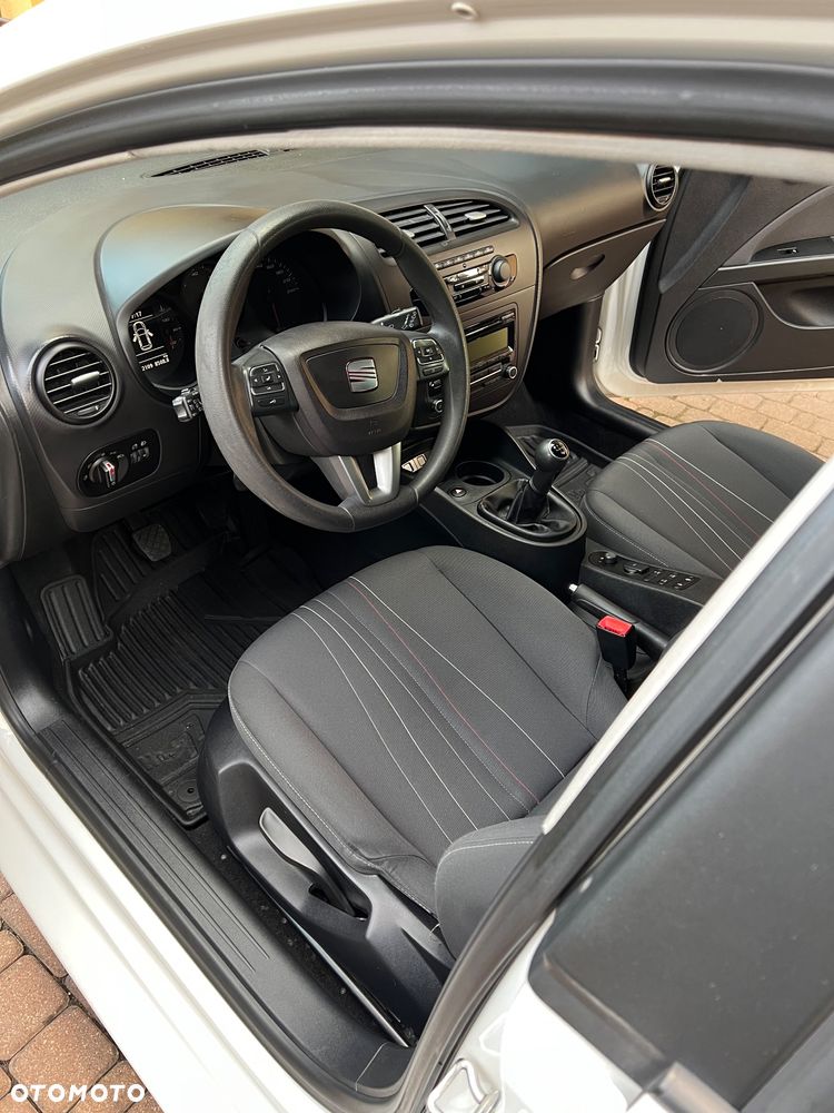 Seat Leon 1.6 TDI Ecomotive Reference - 8