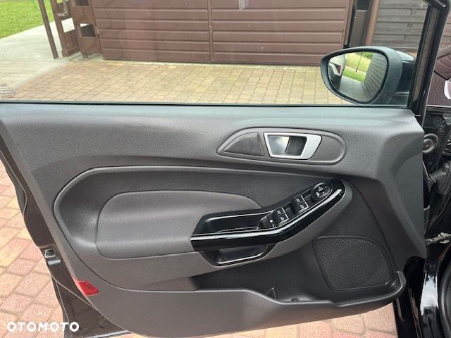 Ford Fiesta - 15
