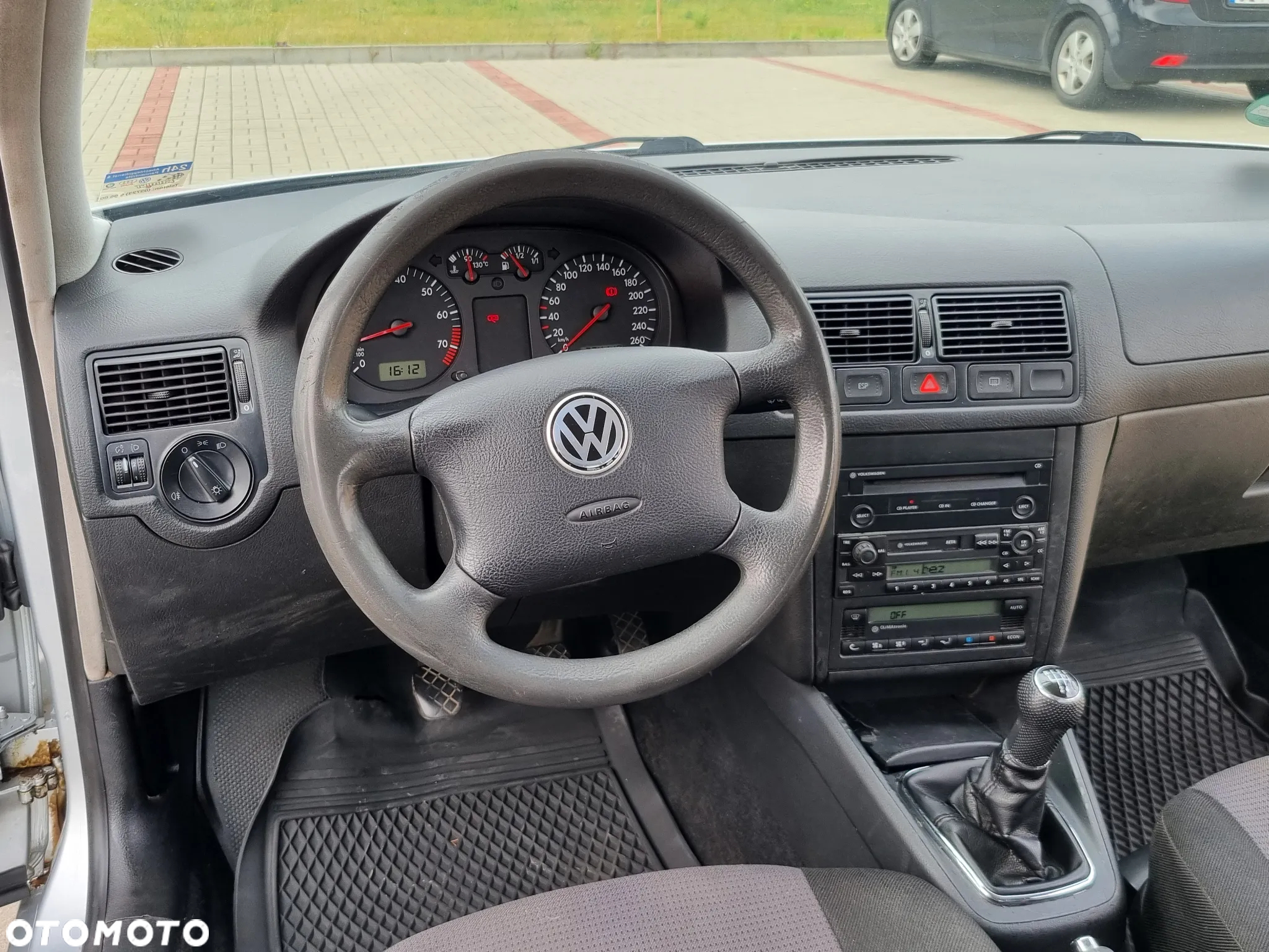 Volkswagen Golf IV 1.6 Basis - 25