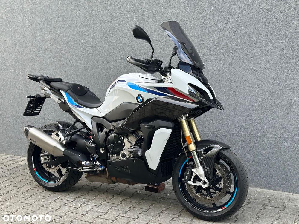 BMW S - 4