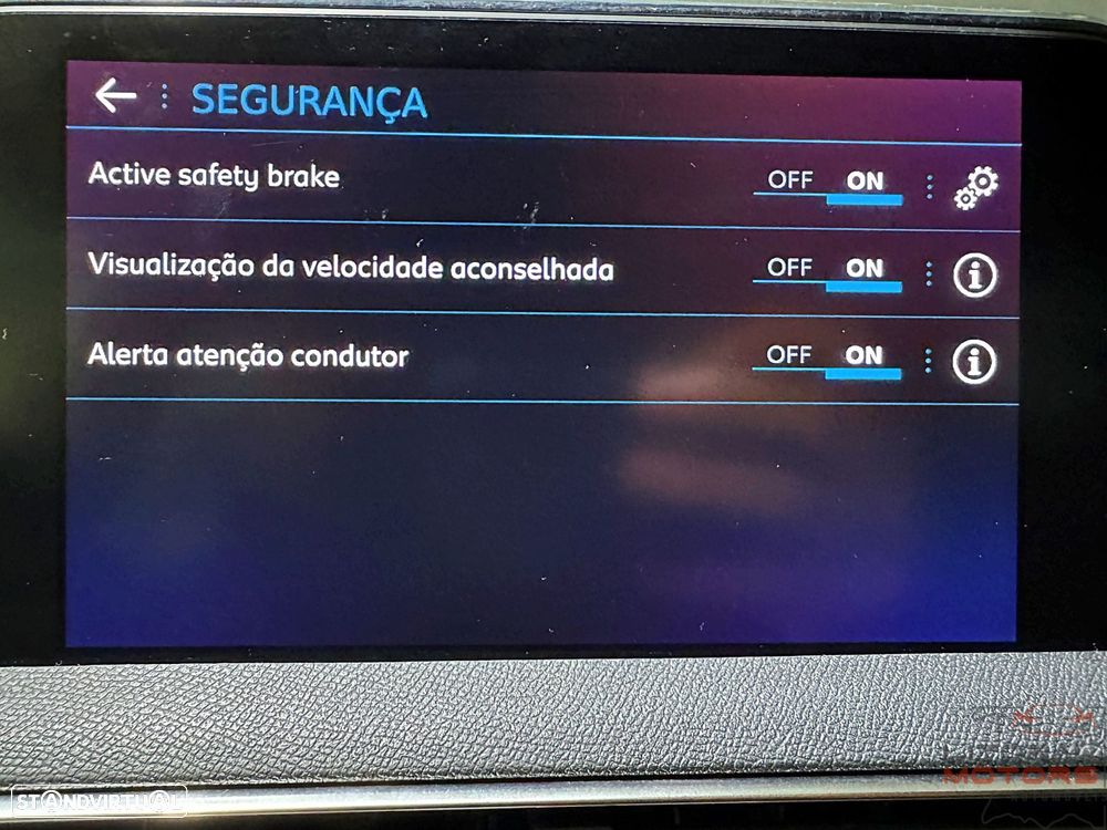 Peugeot 3008 1.2 PureTech GT Line EAT8 - 32