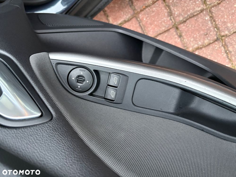 Ford Focus 1.6 TDCi Trend - 12