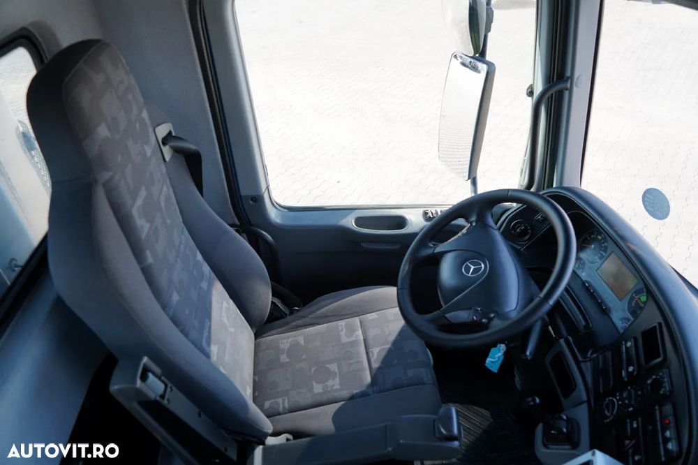 Mercedes-Benz AROCS 3241 / 8x4 / BETONIERĂ / LIEBHERR / CUTIE DE VITEZE MANUALĂ / - 25