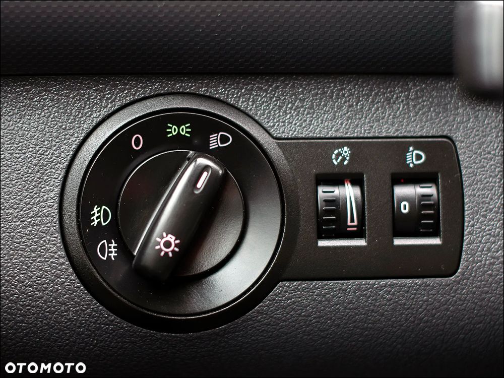 Volkswagen Caddy - 25