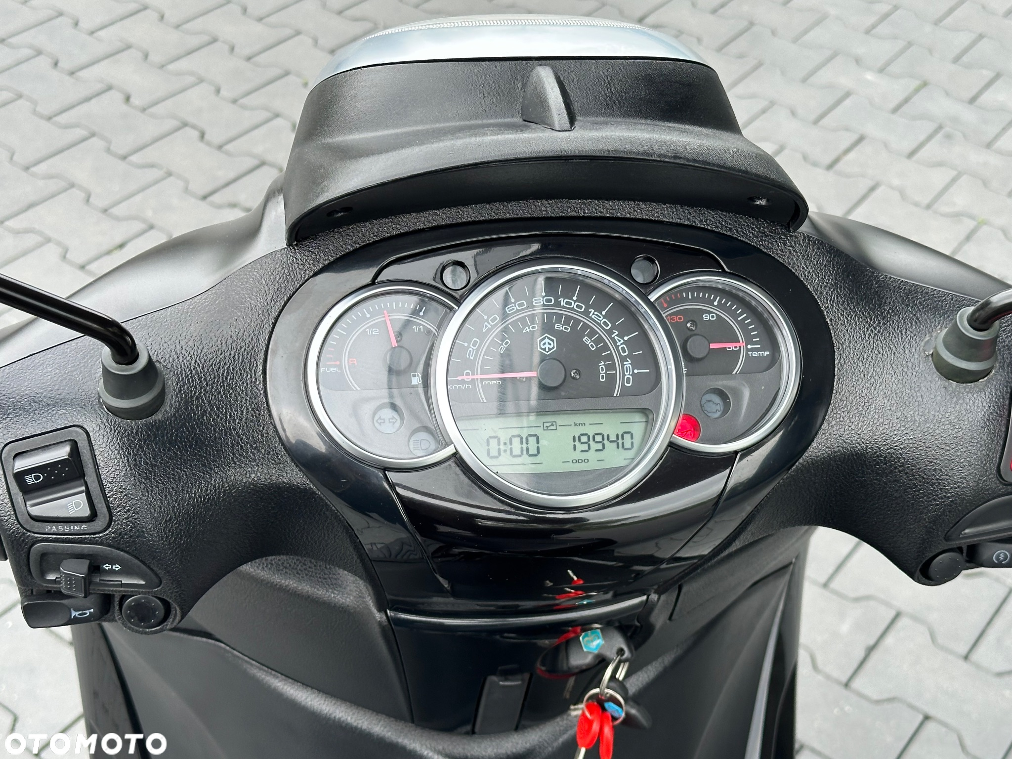 Piaggio Beverly - 16