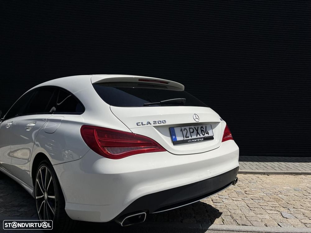 Mercedes-Benz CLA 200 d Shooting Brake Urban - 14