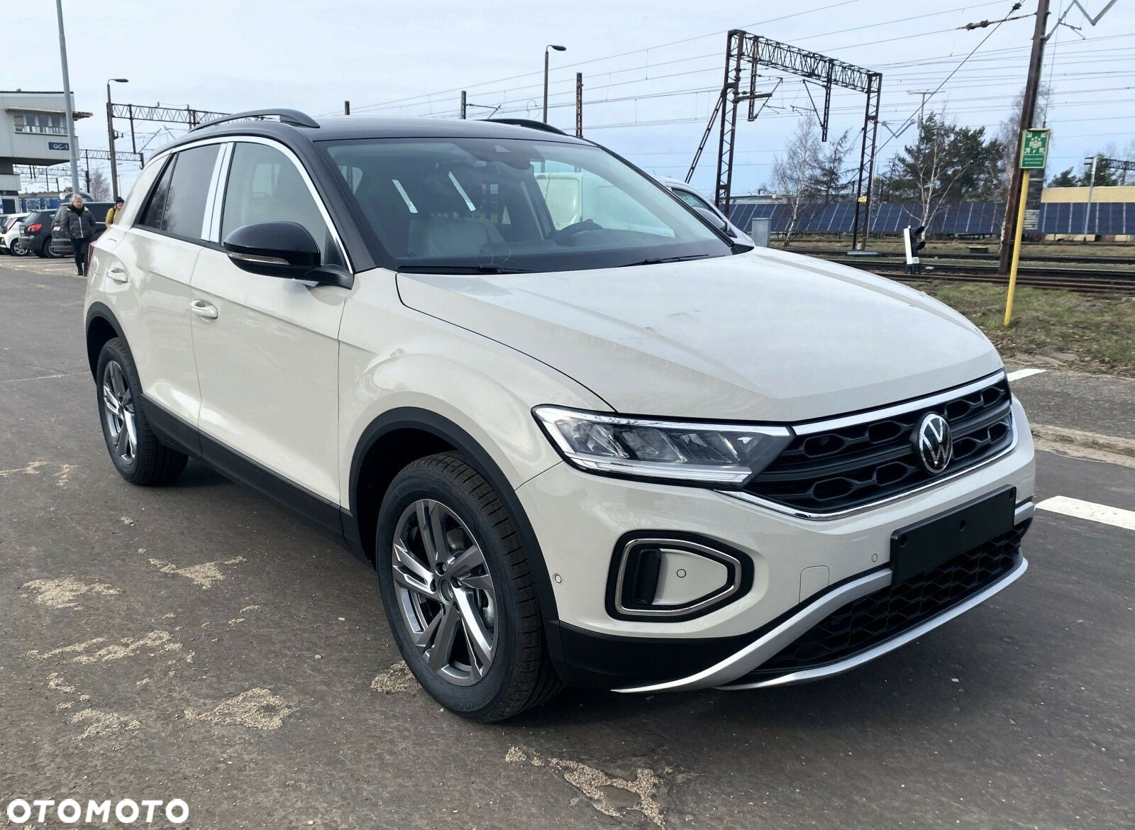 Volkswagen T-Roc 1.5 TSI Special Edition - 4