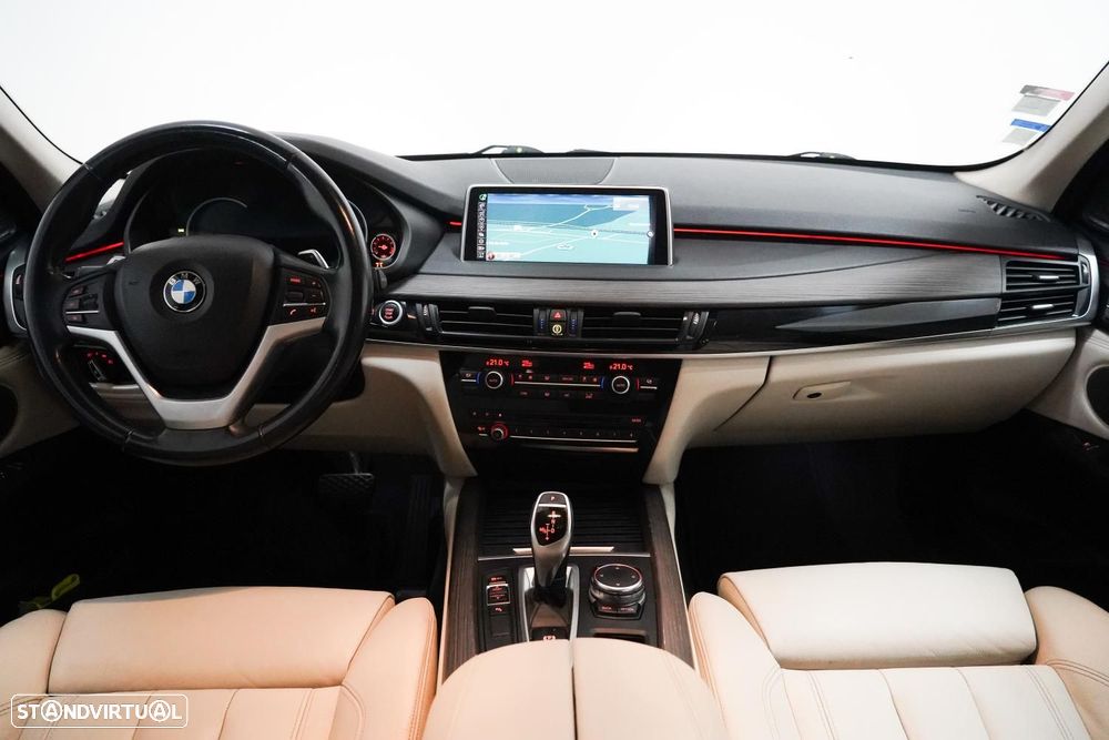 BMW X5 25 d sDrive Comfort 7L - 5