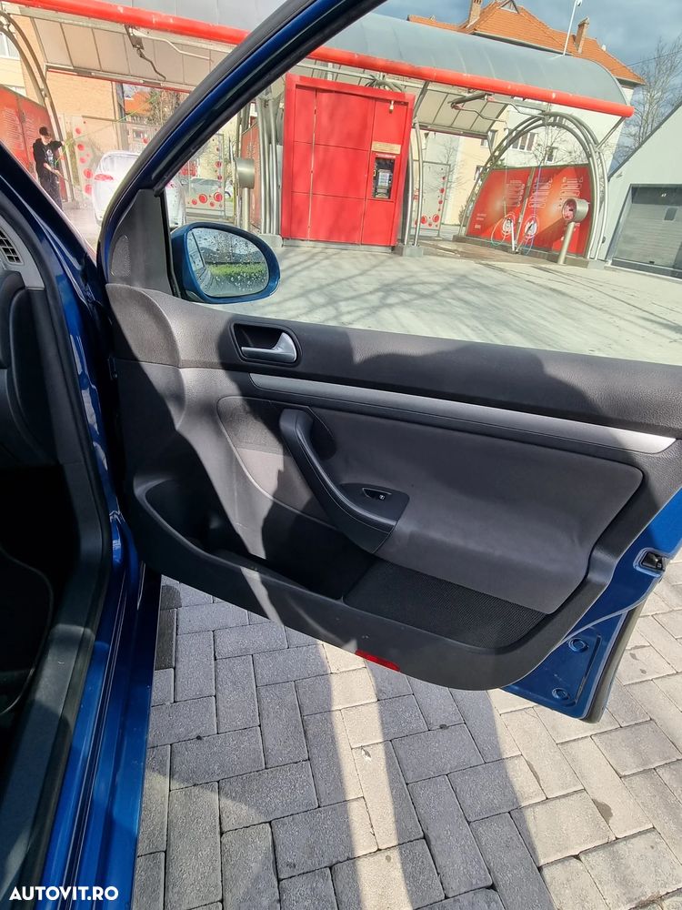 Volkswagen Golf 1.6 Edition - 3